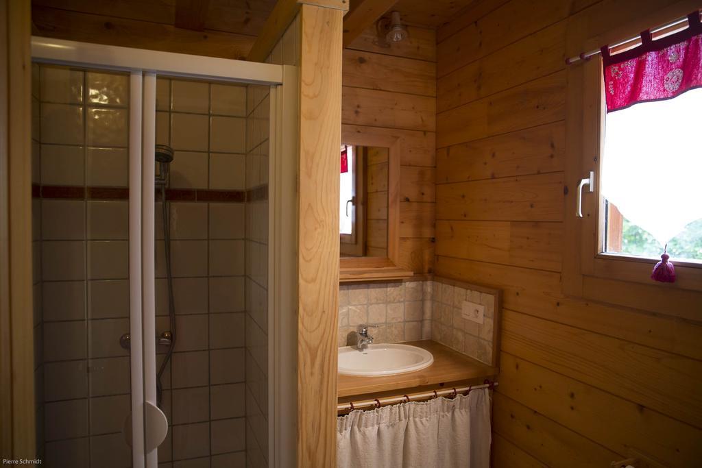 La Planque Des Marmottes Villa Servoz Room photo